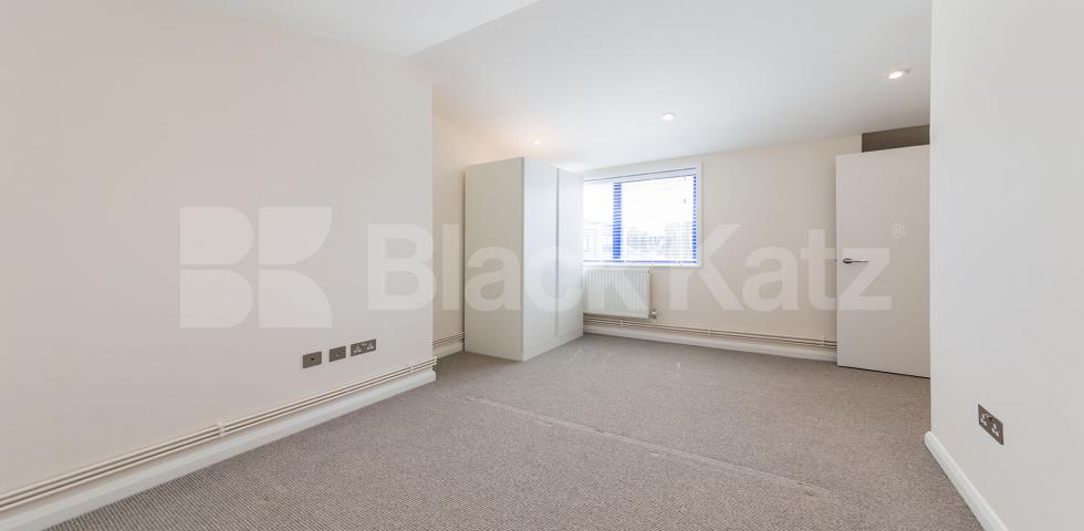 			1 Bedroom, 1 bath, 1 reception Apartment			 Dove Road, CANONBURY-ISLINGTON